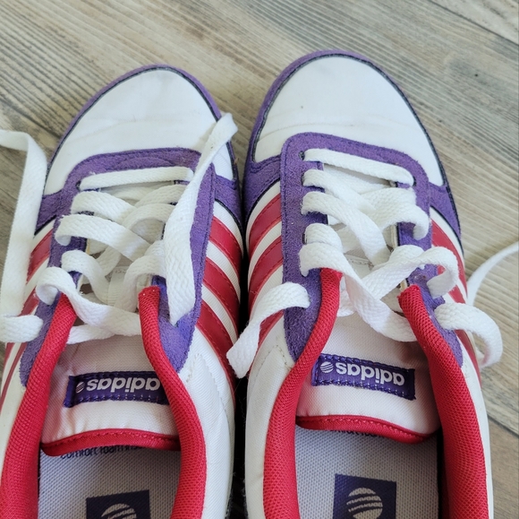 Adidas Sneakers Size 5.5 White Purple Red - Picture 3 of 5